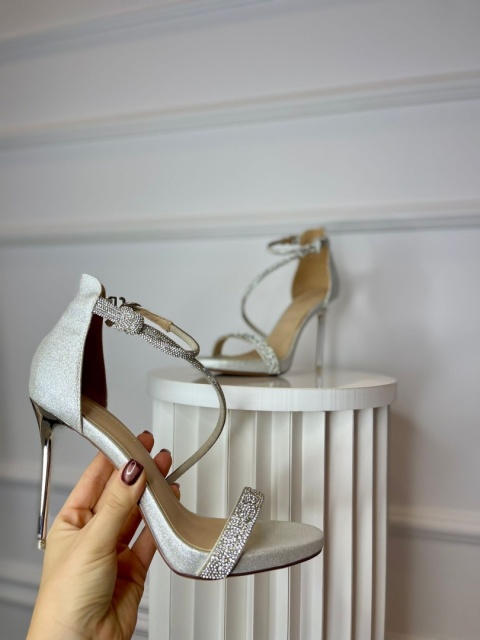 Sandały na szpilce MEX srebro