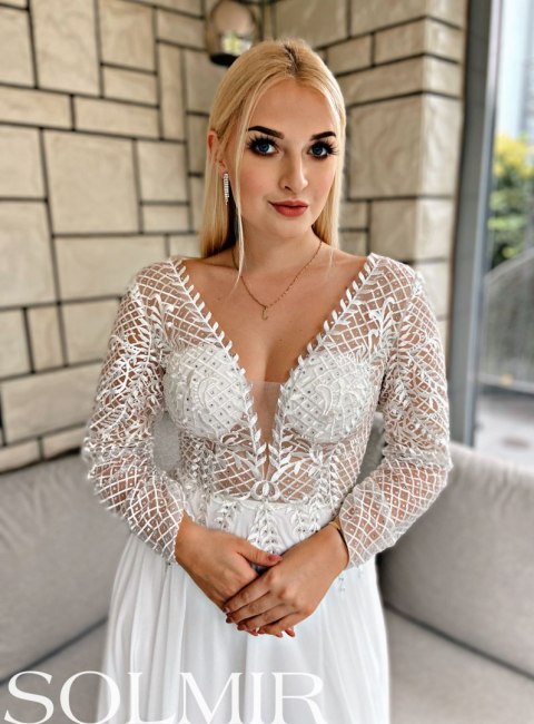 Suknia ślubna QUEENIE Suknia ślubna QUEENIE